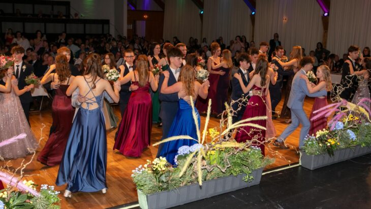 Die Realschule Hersbruck und die Realschule Gräfenberg feierten gemeinsam ihren Premierenball.