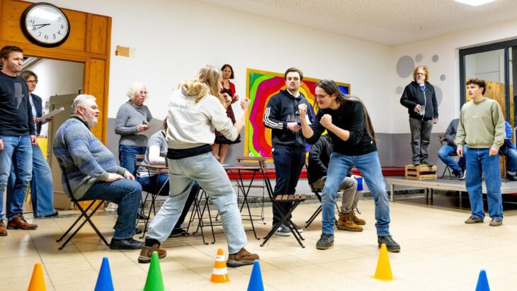 Probe in Altdorf: Die Wespen bereiten sich auf ihre große Jubiläumsinszenierung vor.