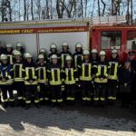 Nach einer zweiwöchigen Ausbildung mit insgesamt sechs Übungseinheiten legten die 17 Teilnehmer die Stufen eins bis sechs erfolgreich ab.
