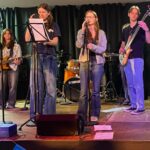 Von Klassikern bis zu modernen Titeln war beim Konzert in der Realschule alles dabei.