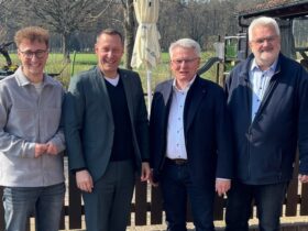 Die Bezirkstagsfraktion der Freien Wähler Mittelfranken (von links): Marco Meier, Armin Kroder, Hans Henninger und Walter Schnell.