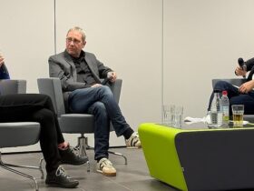 Teilnehmer des Informationsabends (von links): Anna Sophia Feuerbach, Klaus Lutz und Simon Spindler.