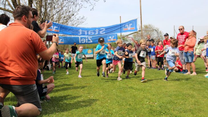 Die Anmeldungen zum Kinderlauf am 1. Mai am Hellberg laufen.
