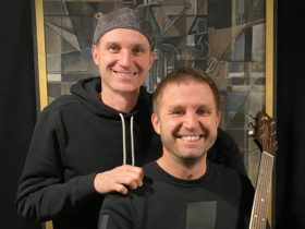 Das Duo Onkel Betty bringt die Songs von Simon & Garfunkel auf die Bühne nach Burgthann.