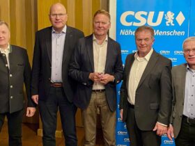 Das Bild zeigt (v. links) Klaus Falk, Jens Fankhänel, Kreisvorsitzenden Norbert Dünkel, Günther Rögner und Josef Springer.