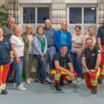 Die Wanderführer und ihre Ausbilder (von links): Hanne Müller, Franz Niemeyer, Inge Bauer, Hilde Loos, Waltraud Hirschmann , Horst Wieland, Niklas Blöchinger, Klaus Hirschmann, Sabine Niemeyer, Wolfgang Gruber, Gaby Söhnlein, Werner Fischer und Paul Layritz.
