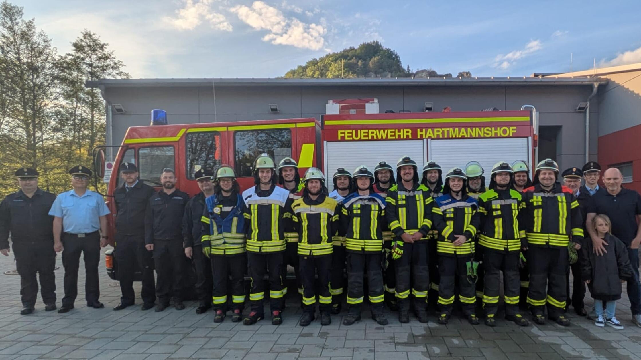 Feuerwehren aus Hartmannshof und Weigendorf  meistern gemeinsam die Leistungsprüfung THL
