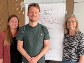 Von links: Stephanie Heißmann, Simon Spindler und Kerstin Stocker vom Landratsamt Nürnberger Land beim Austauschtreffen.