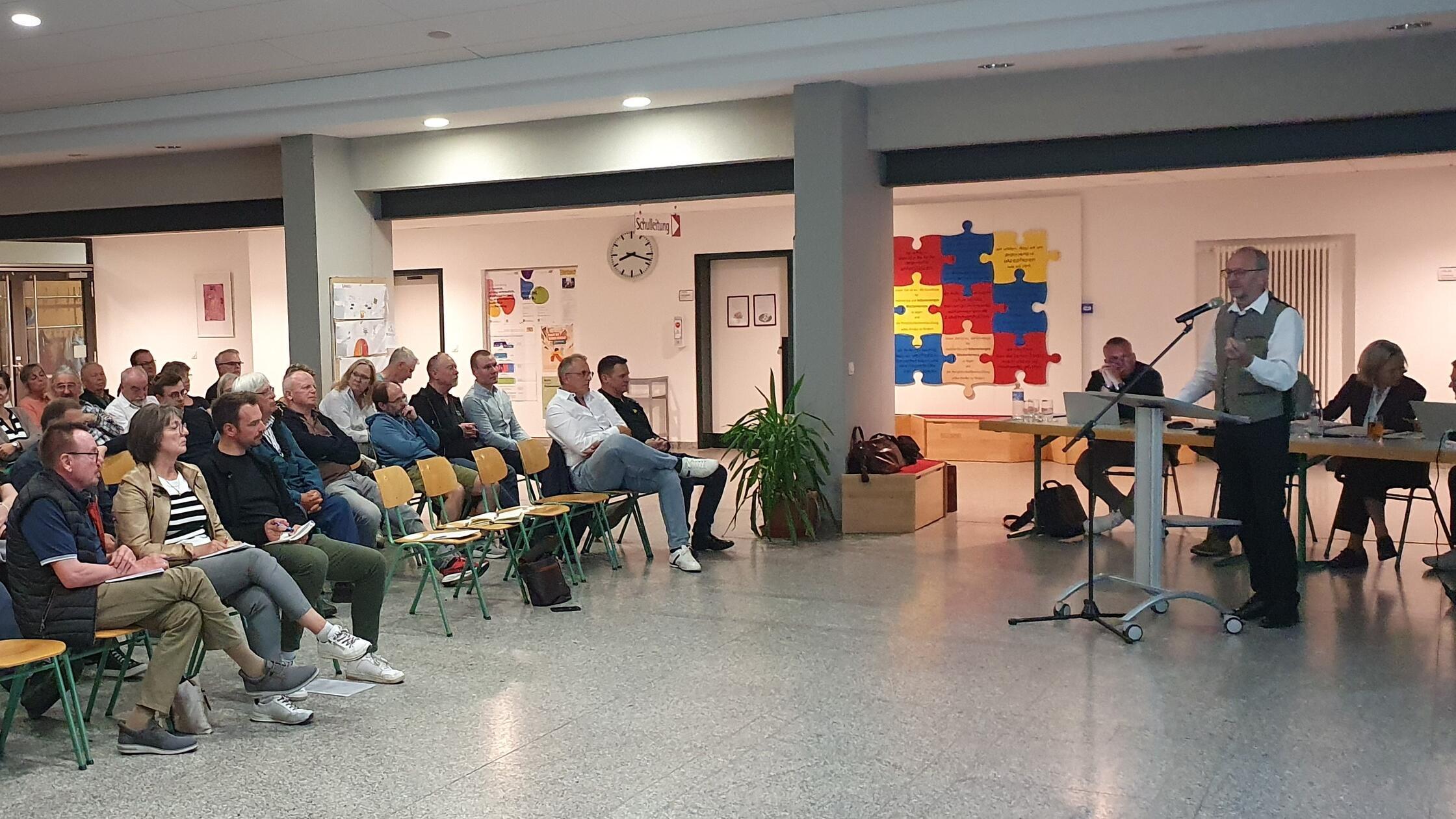Gewerbegebiet Diepersdorf-Süd: Bürger äußern Kritik am Standort