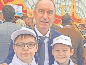 Die Miniköche trafen unter anderem auf Hubert Aiwanger.