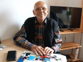Manfred Besekau freut sich, dass er wieder selbstständig zu Hause leben kann.