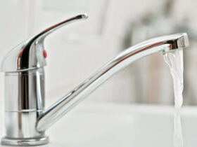 Seit 1. Januar gilt in Bayern der Wassercent. Die Abgabe soll zu einem möglichst schonenden Umgang mit der Ressource Wasser beitragen.