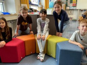 Diese Sitzwürfel hat sich die Reichenschwander Grundschule gewünscht.
