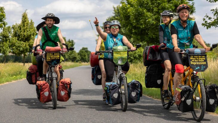 Zwölf solcher Tandems sind 2026 in Deutschland unterwegs; auf ihrer Tour kommen sie auch nach Hersbruck.