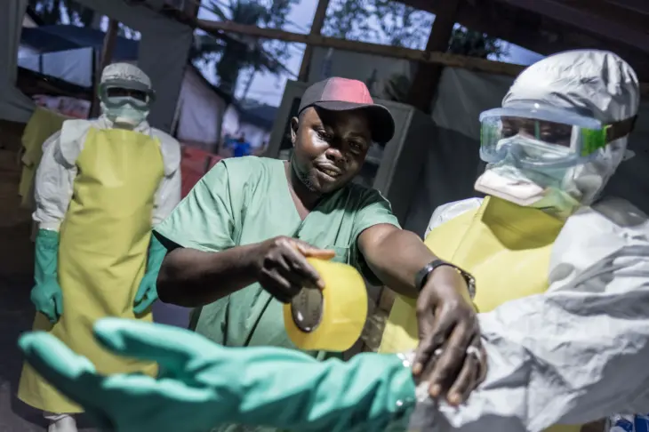 Caritas und ihre lokalen Partner arbeiten fieberhaft an der Eindämmung der Seuche im Osten der Demokratischen Republik Kongo.