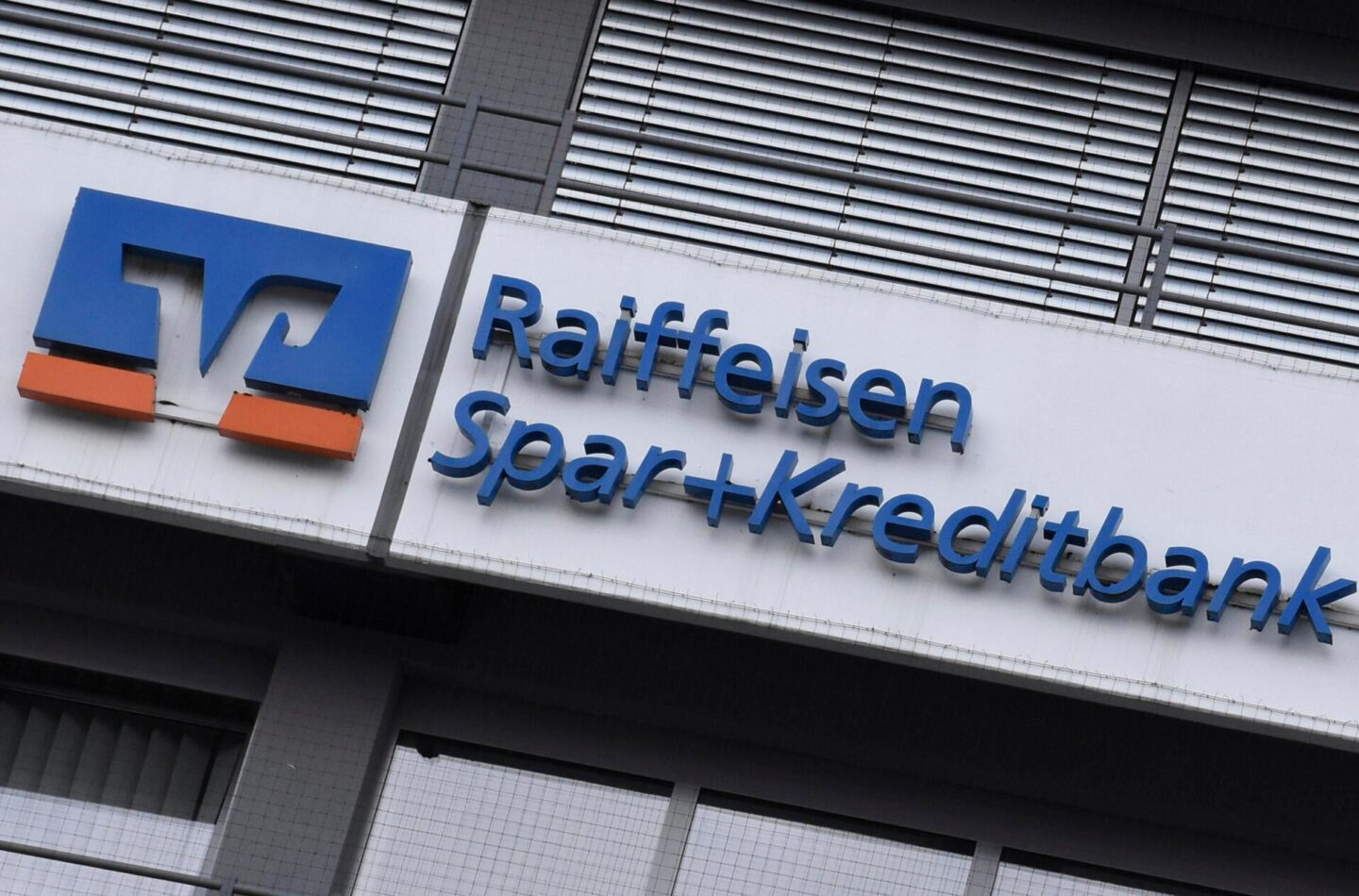 Die Vertreterversammlung der Laufer Raiffeisenbank hat grünes Licht für die geplante Fusion mit der VR-Bank Mittelfranken Mitte gegeben. Auch in Ansbach stimmten die Vertreter zu.