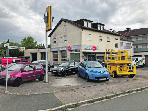 Autohaus Fischer - ein anerkannter Ausbildungsbetrieb, der Wissen aktiv an junge Menschen weiter gibt.