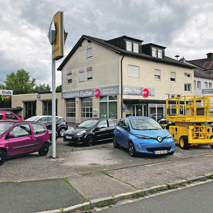 Autohaus Fischer - ein anerkannter Ausbildungsbetrieb, der Wissen aktiv an junge Menschen weiter gibt.