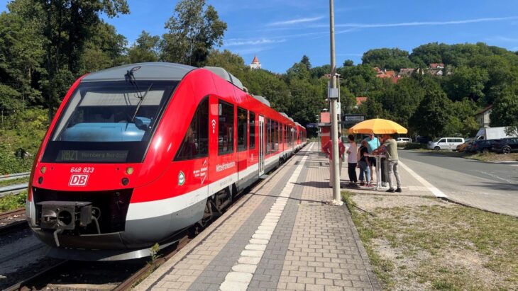 Der Aktionstag für die Gräfenbergbahn-Petition hat über 6500 Unterzeichnende erreicht.