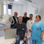 Von links: Geschäftsführer Guido Schmidt, Stefan Rippel, Leiter der Radiologie in den Krankenhäusern Lauf und Altdorf, Dr. Christian Grüneis von der Praxis Grüneis & Kausler, Dr. Ovidiu Jurcau, standortleitender Oberarzt, und Angelika Wiemann, medizinische Technologin für Radiologie am Krankenhaus Altdorf.