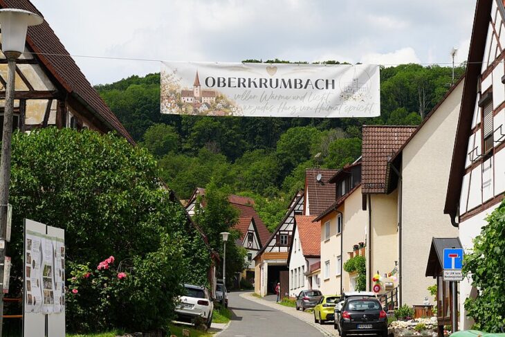 Nun offiziell Golddorf: Oberkrumbach.