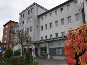 Das Krankenhaus in Altdorf ist eine von drei Kliniken im Landkreis.