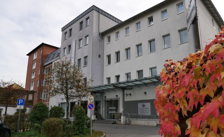 Das Krankenhaus in Altdorf ist eine von vier Kliniken im Landkreis.