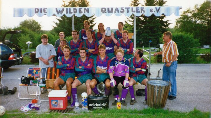 Die Fußballmannschaft Wilde Quastler in ihren Anfängen.