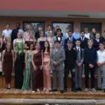 In Schale geworfen hatten sich die Absolventinnen und Absolventen der Mittelschule Schnaittach.