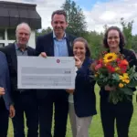 Diakone Alexander Loos, Diakon Mathias Kippenberg, Dr. Tobias Gaydoul, Prof. Dr. med. Beate Winner und Klara Metzner (beide Uniklinikum Erlangen) und Klaus Kolb, Vorstand Rummelsberger Stiftungen (von links).