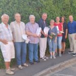 Harald Danzl (Bürgermeister), Brigitte Dreykorn (Rektorin Grundschule), Marion Geyer, Beate Mühlhause, Gottfried Fischer, Volker Lachmann, Philipp Schwarz, Rainer Purucker (Verkehrswacht Altdorf) (von rechts).