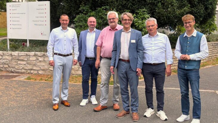 Armin Kroder, Bastian Pfrogner, Walter Schnell, Prof. Dr. Kraus, Hans Henninger und Marco Meier (von links).