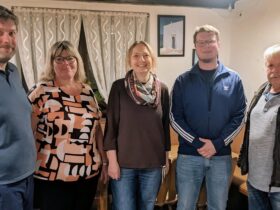 Die neue Verwaltung der FWG Vorra (von links): Kassier Andre Hukauf, Schriftführerin Sonja Prütting, 2. Vorsitzende Anika Wolski, Vorsitzender Magnus Urbat und der frühere Vorsitzende Walter Steger.