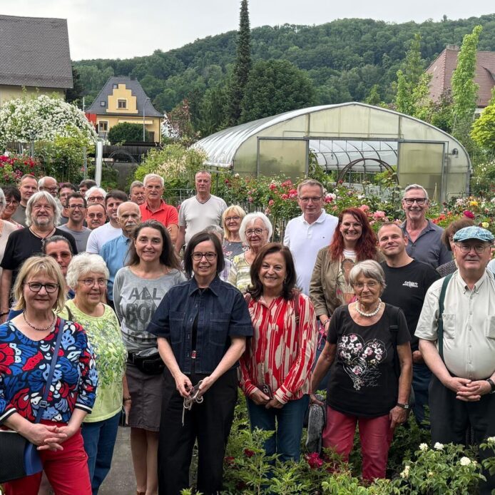 Nahezu 40 Teilnehmer erhielten Einblicke in Entwicklung, Sortiment und nachhaltigen Anbau.