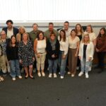 Die Geehrten des Landratsamtes zusammen mit Landrat Armin Kroder (2. von links).
