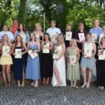 Stolz auf den Abschluss: Die Absolventen der FAKS dürfen sich nun staatlich anerkannte Erzieher nennen.