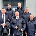 Norbert Dünkel (links) trifft sich regelmäßig mit den Dienstellenleitern der Polizeiinspektionen im Landkreis, wie hier in Lauf, um sich über die Sicherheitslage in der Region zu informieren. Diese ist aktuell so gut wie seit zehn Jahren nicht mehr.