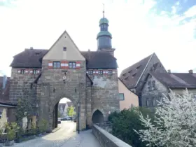 Das Nürnberger Tor ist derzeit gesperrt.
