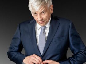 Kabarettist Mathias Tretter kommt mit seinem neuen Programm „Souverän“ in den Markgrafensaal nach Hohenstadt.