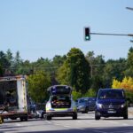 Am Sonntagmittag ist ein Rollerfahrer in der Penzenhofener Hauptstraße von einem Auto angefahren und von seinem Fahrzeug geschleudert worden.